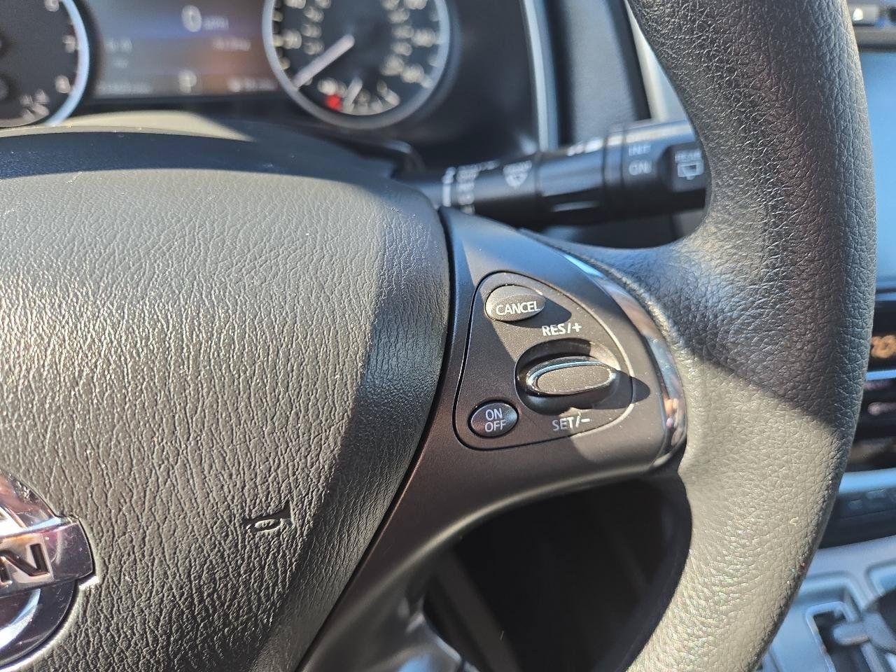 Used 2019 Nissan Murano S AWD/4WD image 14