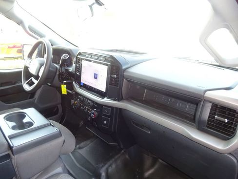 Used 2024 Ford F150 XL RWD image 15