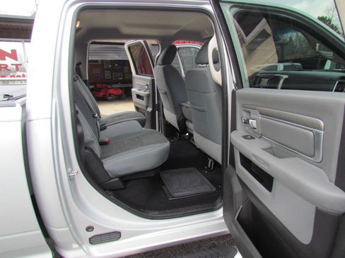 Used 2018 RAM 3500 Lone Star AWD/4WD image 20