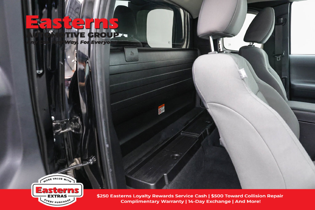 Used 2023 Toyota Tacoma SR AWD/4WD image 23
