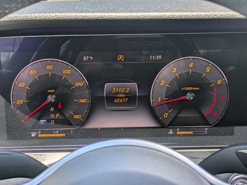 Used 2020 Mercedes-Benz E 350 Sedan image 27