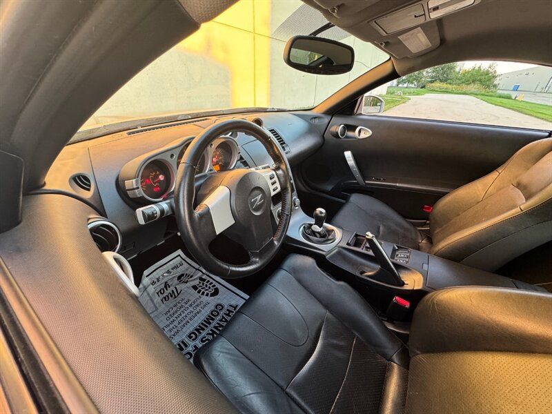 Used 2003 Nissan 350Z Touring RWD image 14