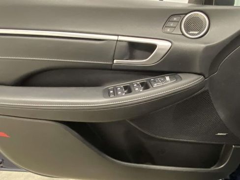 Used 2022 Hyundai Sonata Limited image 12