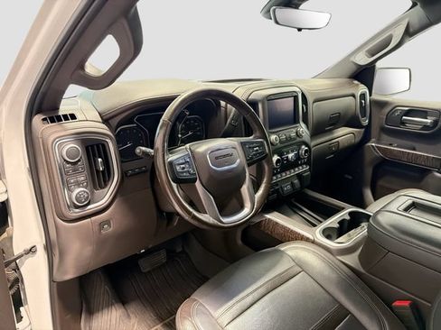 Used 2019 GMC Sierra 1500 Denali w/ Denali Ultimate Package AWD/4WD image 9