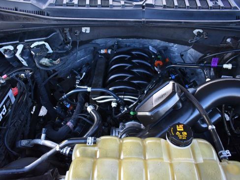 Used 2019 Ford F150 Lariat w/ Equipment Group 502A Luxury image 48