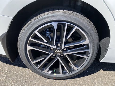 New 2026 Toyota Camry XLE AWD/4WD image 14