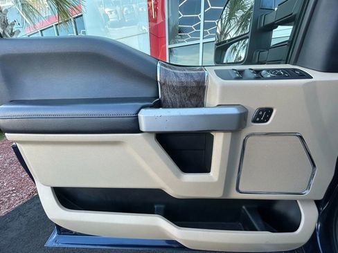 Used 2019 Ford F250 Lariat w/ Lariat Ultimate Package image 18