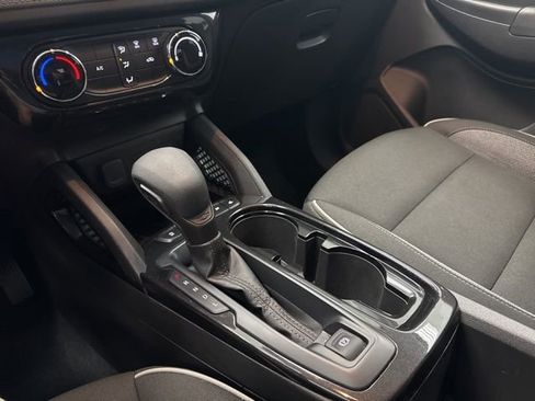 Used 2025 Chevrolet TrailBlazer LT FWD image 19