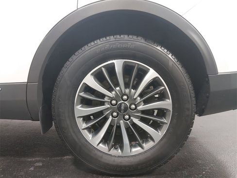 Used 2023 Lincoln Nautilus Standard w/ Premium Package image 65