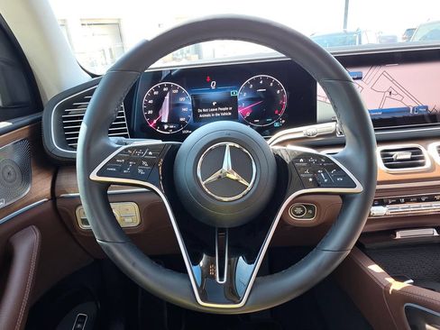 Used 2024 Mercedes-Benz GLE 350 4MATIC image 18