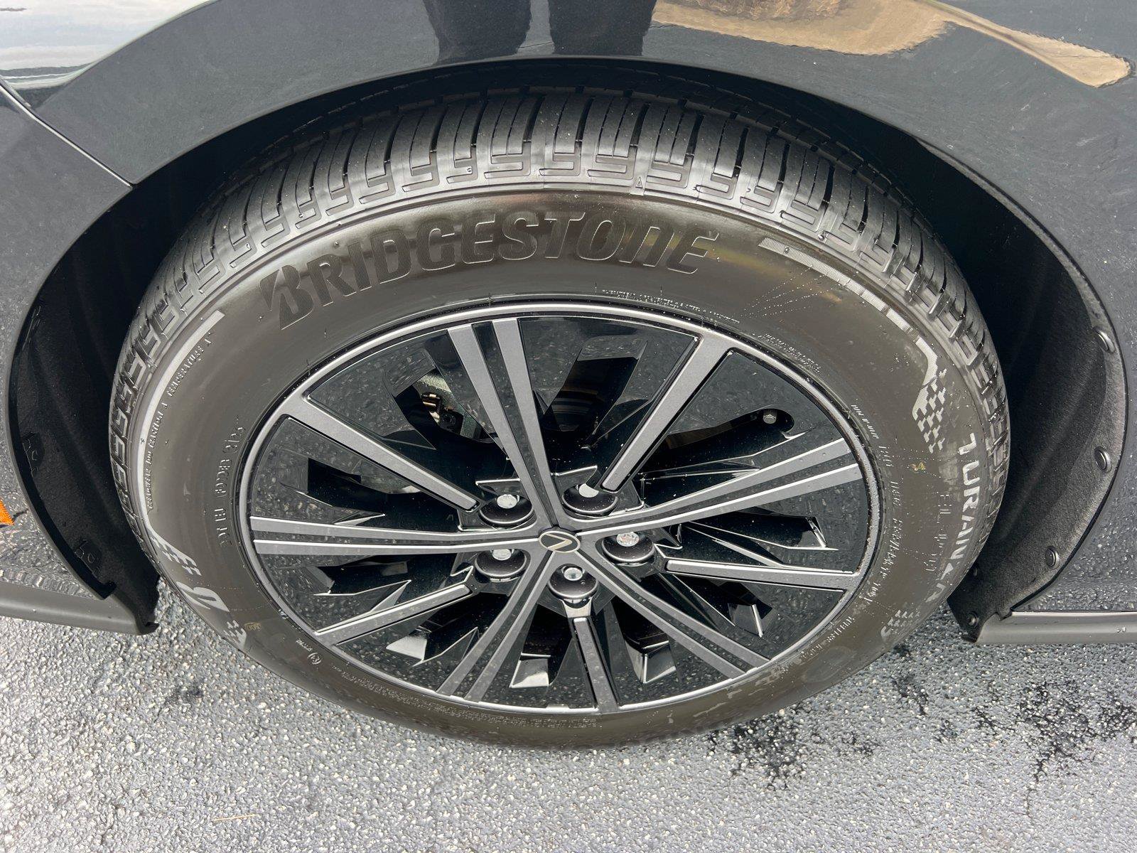 Certified 2026 Lexus ES 350h w/ Cold Area Package FWD image 11