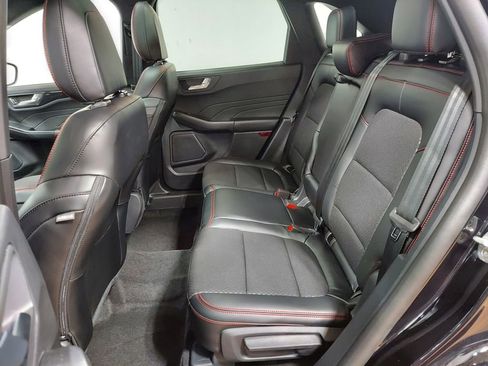 New 2025 Ford Escape ST-Line w/ Tech Pack #1 AWD/4WD image 23