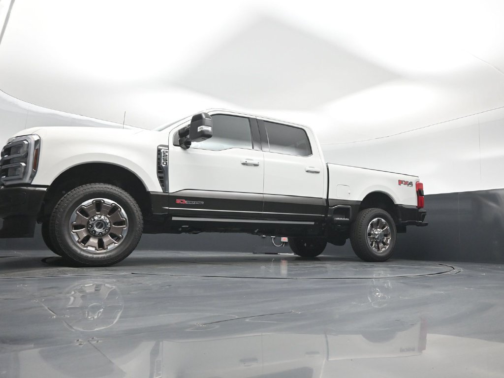 Used 2025 Ford F250 King Ranch AWD/4WD image 42