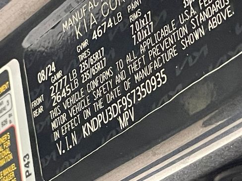 Used 2025 Kia Sportage LX image 28