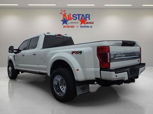 Used 2022 Ford F350 Platinum image 5