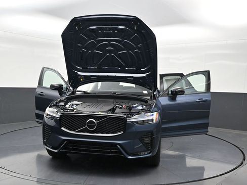 New 2026 Volvo XC60 B5 Core AWD/4WD image 34