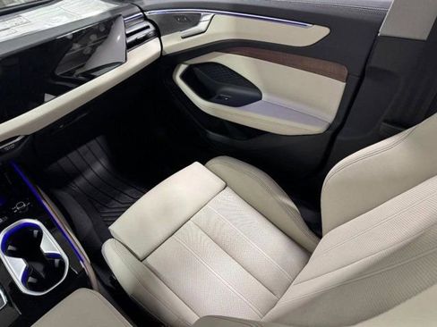 New 2026 Audi A6 Premium Plus AWD/4WD image 16