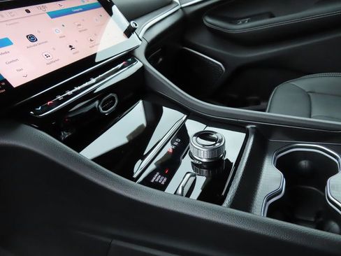 New 2026 Jeep Grand Cherokee L Limited image 6