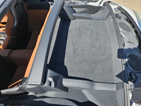 Certified 2025 Porsche 911 Targa 4 GTS image 31