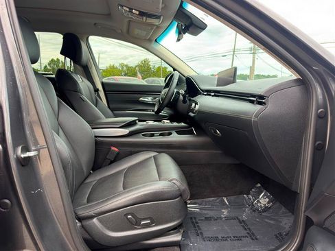 Used 2022 Genesis GV70 2.5T w/ Select Package AWD/4WD image 30