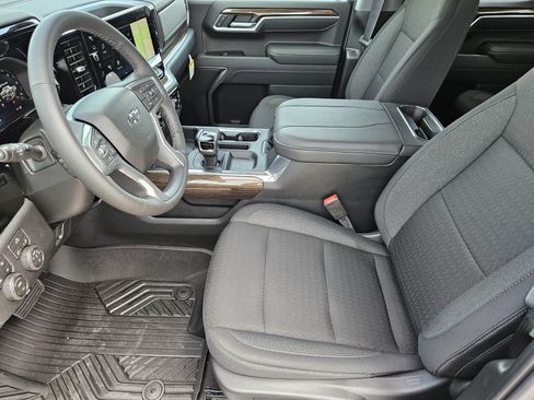 New 2026 Chevrolet Silverado 1500 RST w/ Z71 Off-Road Package AWD/4WD image 9