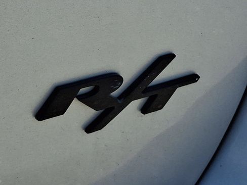 Used 2024 Dodge Durango R/T w/ Blacktop Package RWD image 31
