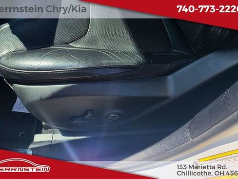 Used 2020 Jeep Cherokee Limited w/ Luxury Group AWD/4WD image 16