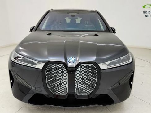 Used 2024 BMW iX xDrive50 w/ Sport Package AWD/4WD image 19