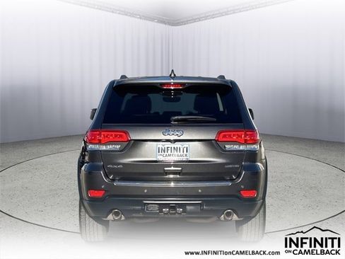 Used 2019 Jeep Grand Cherokee Limited w/ Luxury Group II image 8