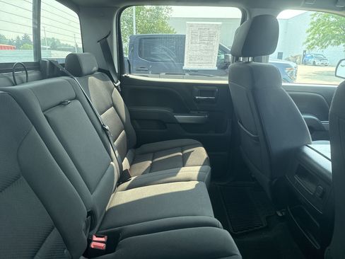 Used 2018 Chevrolet Silverado 1500 LT w/ All Star Edition image 7