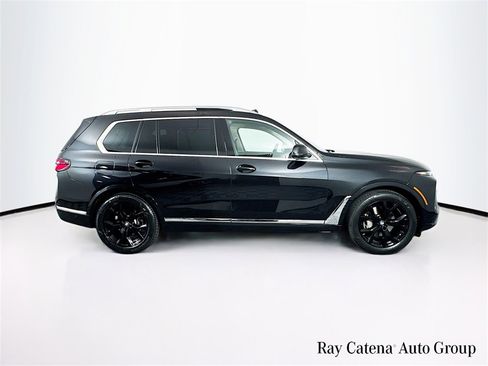 Used 2024 BMW X7 xDrive40i image 8