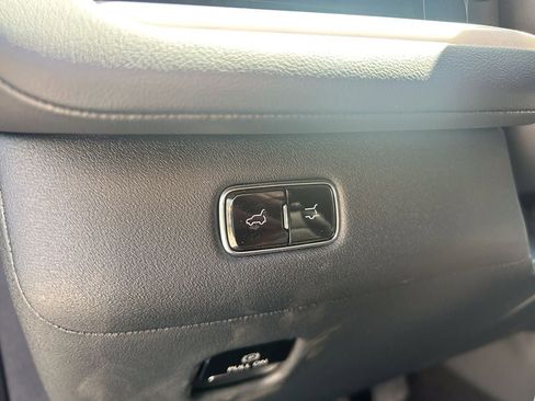 New 2026 Lincoln Navigator L Reserve AWD/4WD image 12
