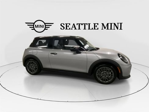New 2026 MINI Cooper 2-Door Hardtop FWD image 13