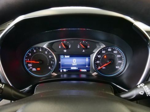 Used 2023 Chevrolet Equinox LT image 18