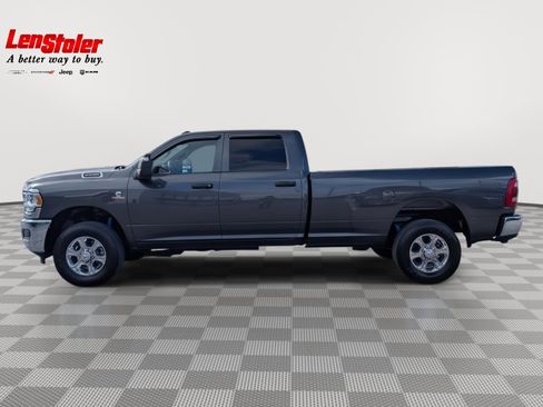 Used 2024 RAM 2500 Tradesman w/ Chrome Appearance Group image 2