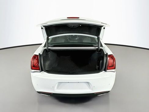Used 2023 Chrysler 300 Touring L w/ Popular Equipment Group RWD image 28