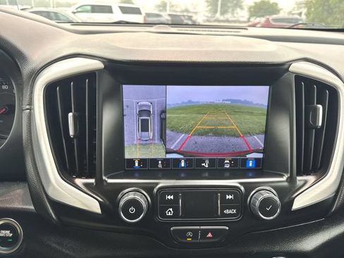 Used 2023 GMC Terrain SLT w/ Infotainment Package II AWD/4WD image 15