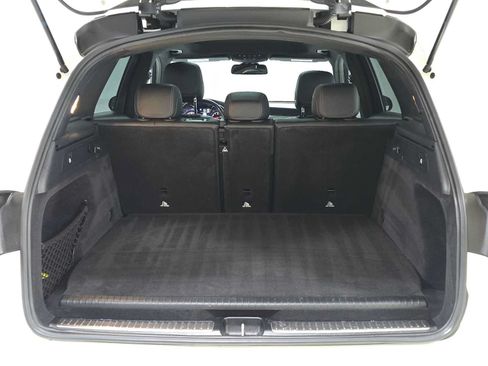 Used 2019 Mercedes-Benz GLC 350e 4MATIC image 14