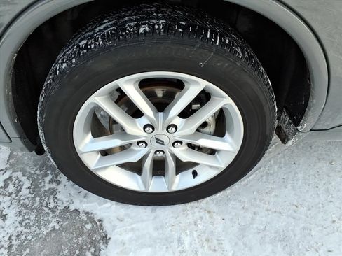 Used 2024 Dodge Durango GT AWD/4WD image 9