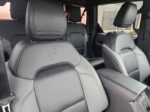 Used 2022 Ford Bronco Black Diamond image 32