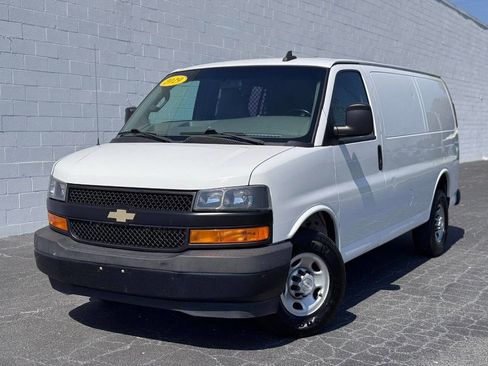 Used 2019 Chevrolet Express 2500 w/ Driver Convenience Package image 2