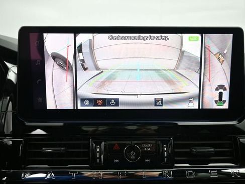 New 2026 Nissan Pathfinder Rock Creek image 17