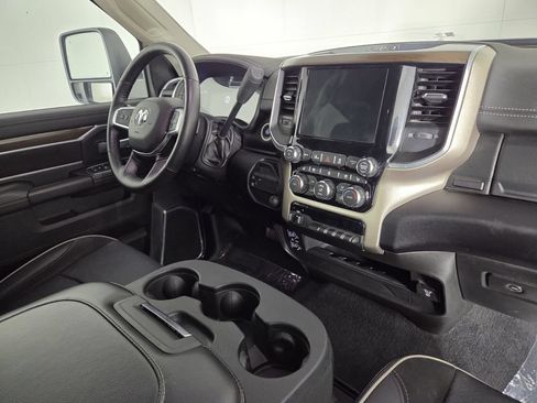 Used 2024 RAM 2500 Laramie w/ Safety Group AWD/4WD image 30