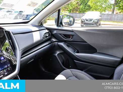 Used 2025 Subaru Crosstrek 2.5i Premium AWD/4WD image 39
