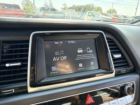 Used 2018 Hyundai Sonata ECO image 12