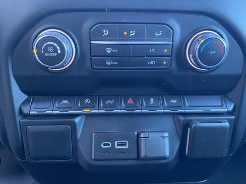 Used 2022 Chevrolet Silverado 1500 Custom w/ LPO, Dark Essentials Package image 21