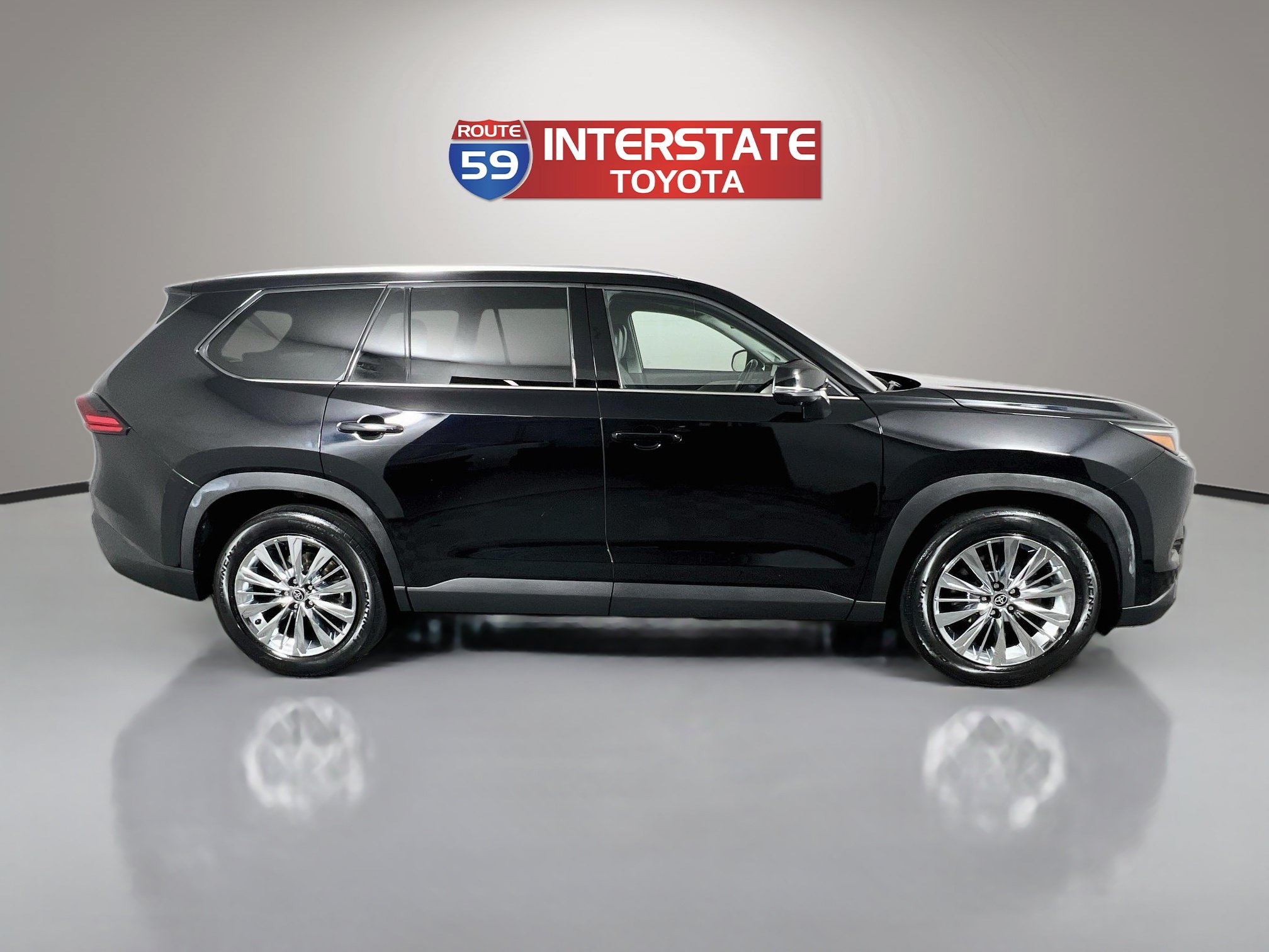 Certified 2025 Toyota Grand Highlander AWD image 8
