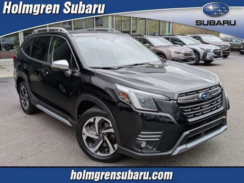 Used 2023 Subaru Forester Touring AWD/4WD image 1