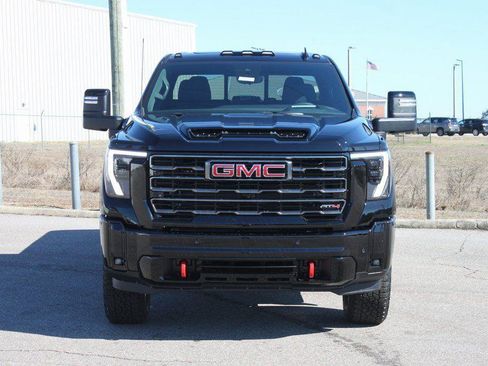 New 2026 GMC Sierra 2500 AT4 w/ AT4 Premium Plus Package image 3
