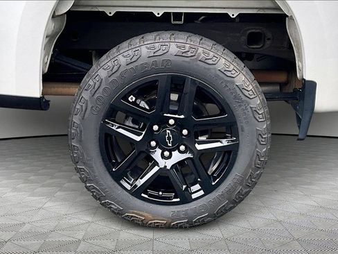 Certified 2021 Chevrolet Silverado 1500 LT Trail Boss w/ LPO, Dark Essentials Package image 33